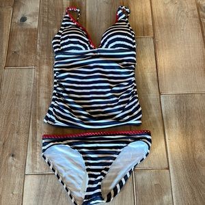 Brand new with tags! Size XS Tumny Control Tommy Bahama Swimsuit